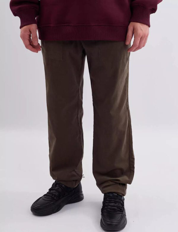Hellgrüne Hose