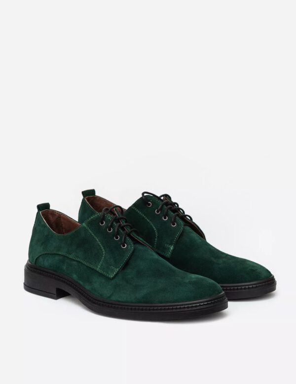 Dunkelgrüne Lederschuhe
